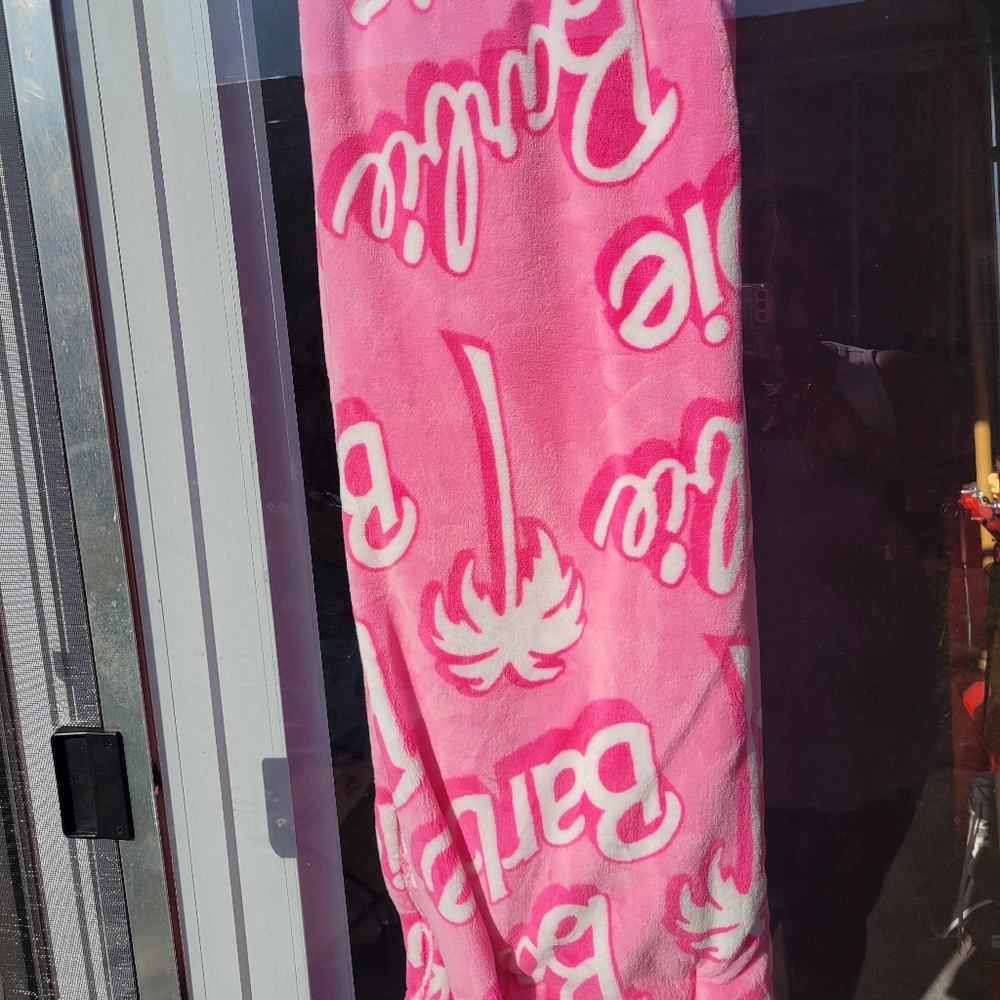 Barbie hot pink plush blanket